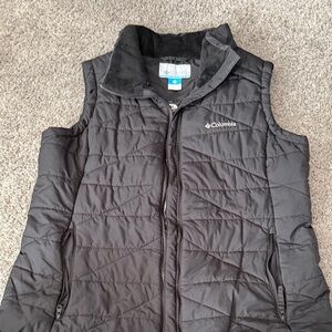 Columbia Charcoal Quilted Vest